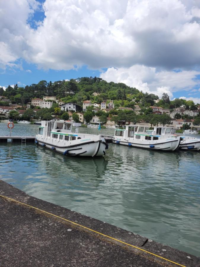 Un Air De Vacances Layrac Luaran gambar